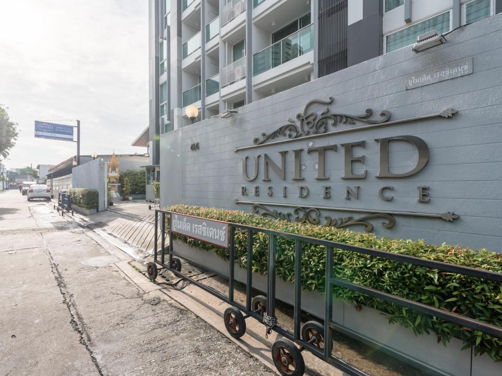 United Residence Ekamai Bangkok Eksteriør billede